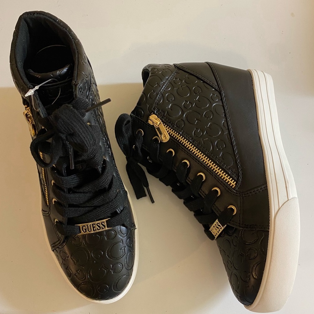 NWOT-Guess Womens Bending Black Round Toe Lace Up Casual Sneaker Shoes Size 8.5M